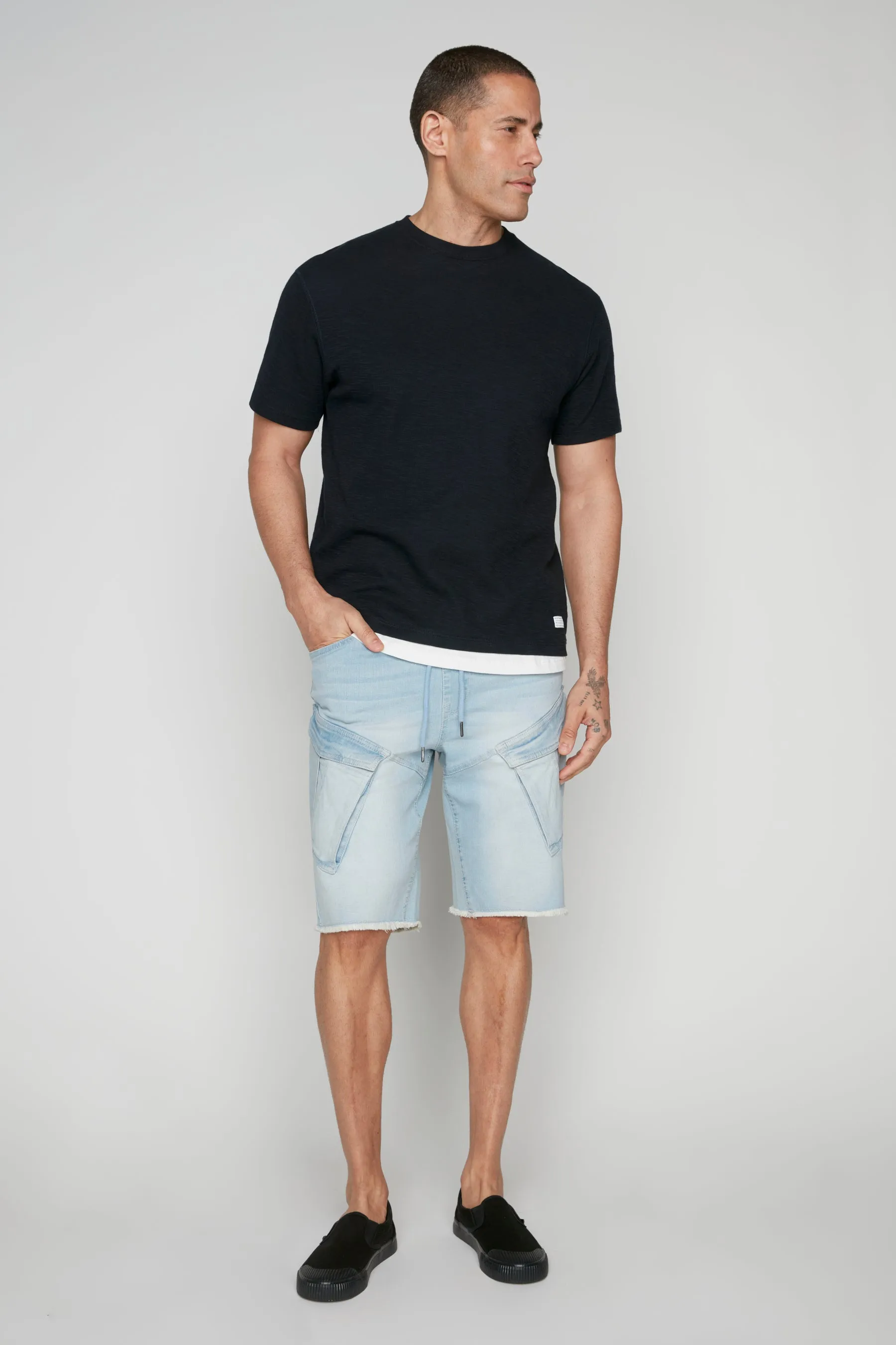 KRAVITZ - Mens 5-Pockets Pull-On Cargo Denim Shorts - Blue Bleach